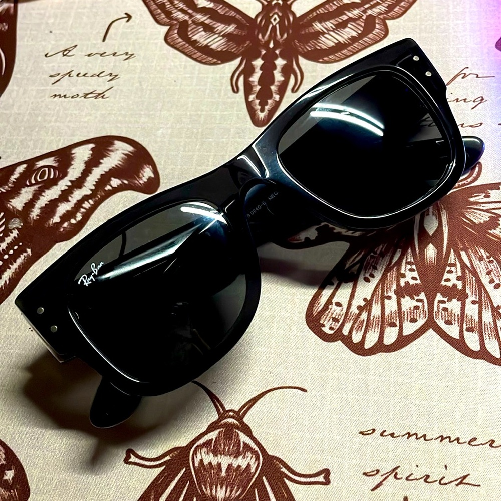 Ray-ban mega wayfarer women’s sunglasses